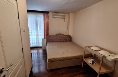 Location d’un appartement spacieux de 4 pièces, 130 m², Nouveau Belgrade, Belgrade, Serbie